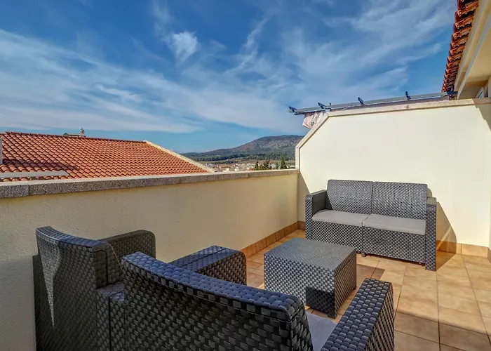 Ribes Duplex By Hello Homes Apartman