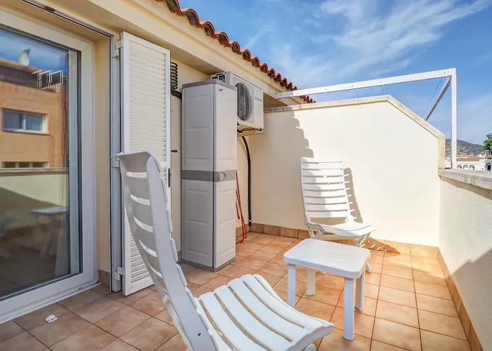 شقة Ribes Duplex By Hello Homes *